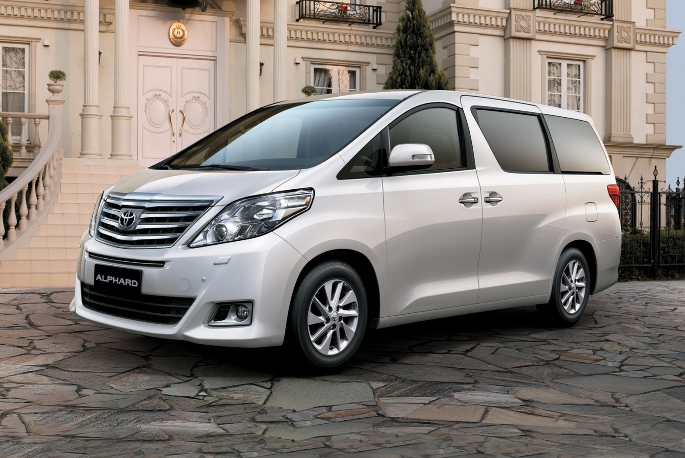 Alphard